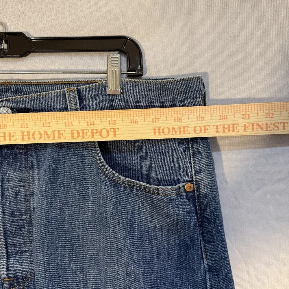 Vintage‎ Levi's 501 Denim Blue Jeans FITS 38x32 Button Fly Medium Wash Men's
